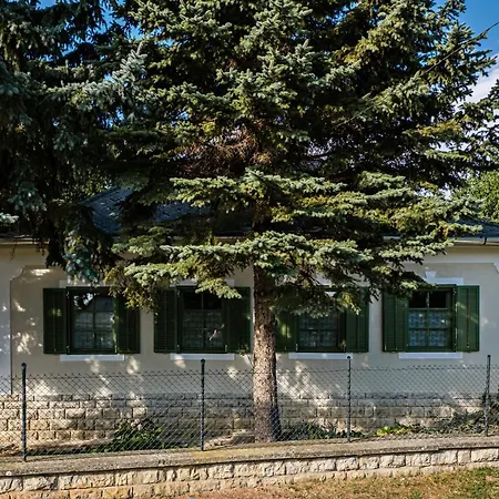 Erdős Casa de hóspedes