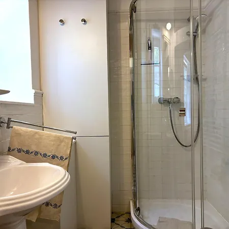 Erdos Vendeghaz Guest house *
