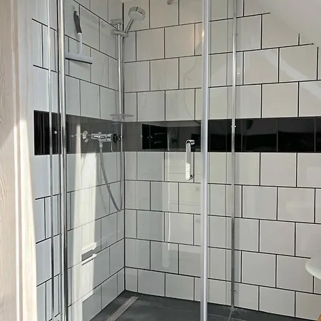 Erdos Vendeghaz 4*